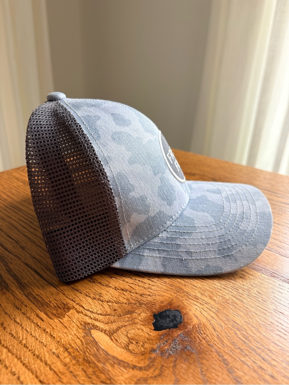 New without tags Free Fly Men’s SnapBack' Light Bluish- Gray Camo Trucker Hat - Picture 2 of 8